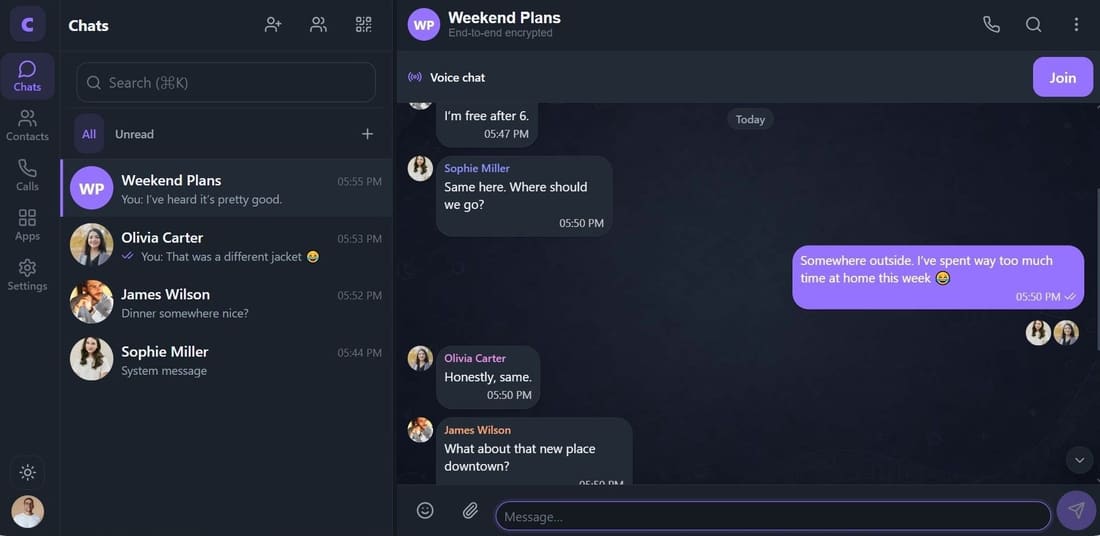 The web client in a wide browser window: a list of chats on the left, an open group conversation on the right.